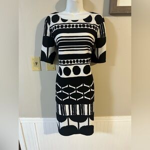 Chic Monochrome Geometric Midi Dress